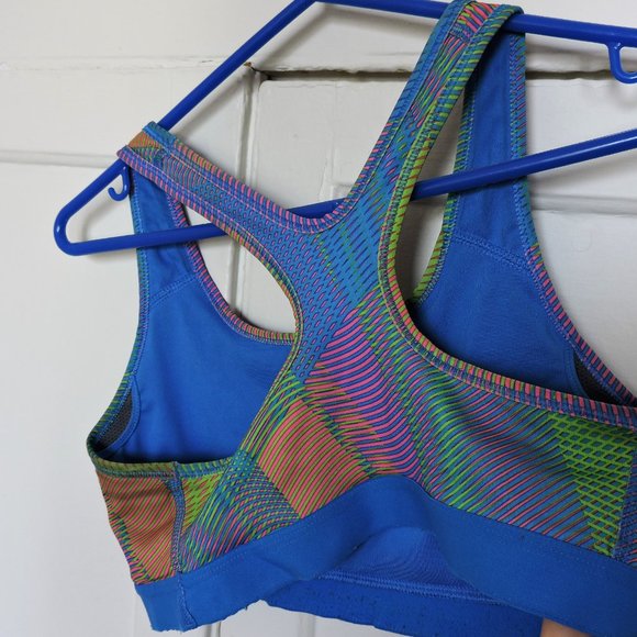 Nike sport bra - Picture 2 of 3